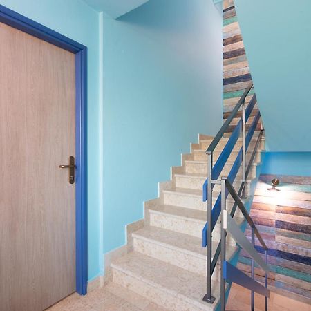באסקה Rooms & Studio Apartments By The Way מראה חיצוני תמונה