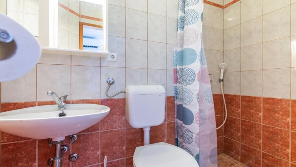 באסקה Rooms & Studio Apartments By The Way מראה חיצוני תמונה