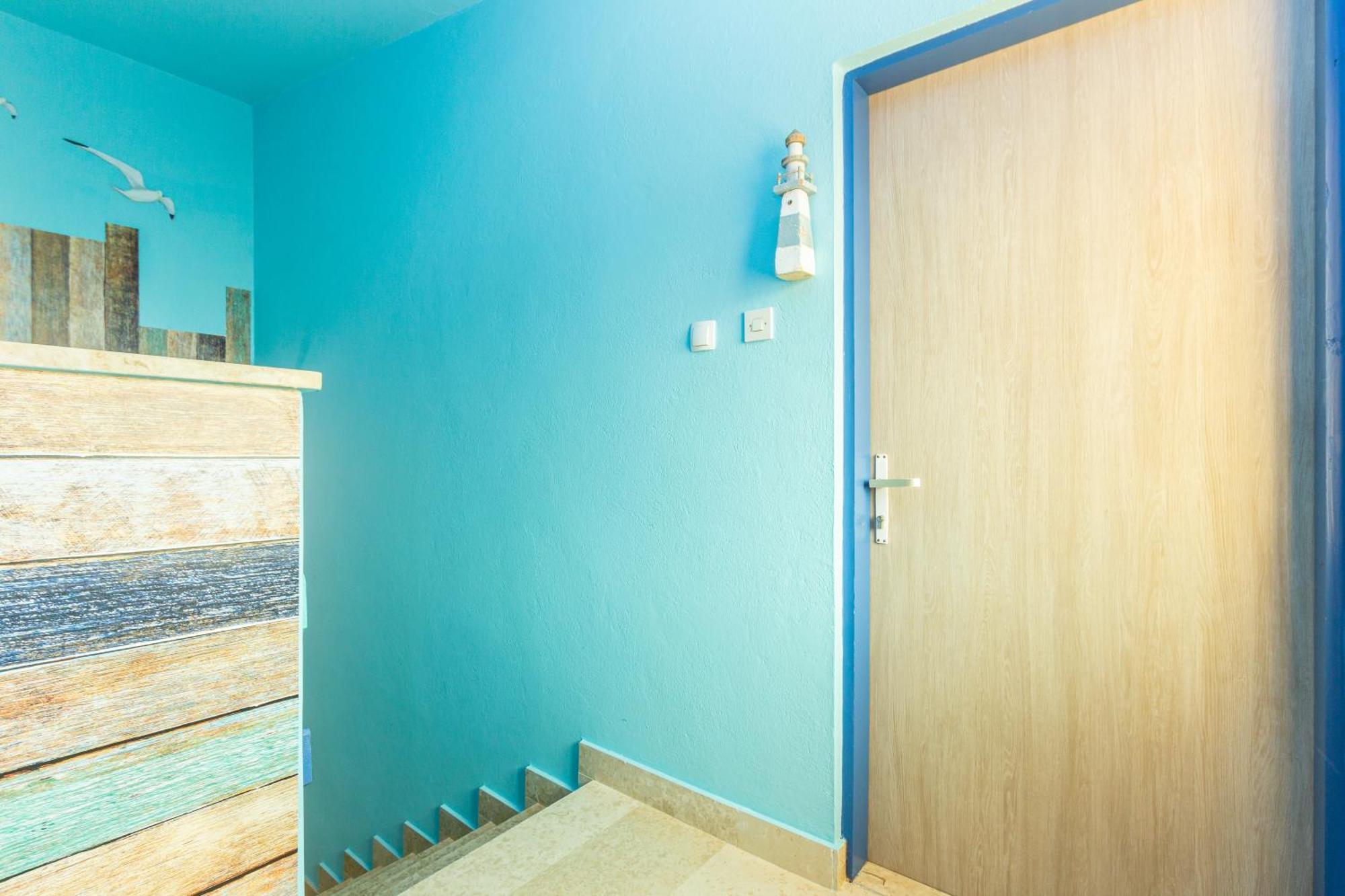 באסקה Rooms & Studio Apartments By The Way מראה חיצוני תמונה