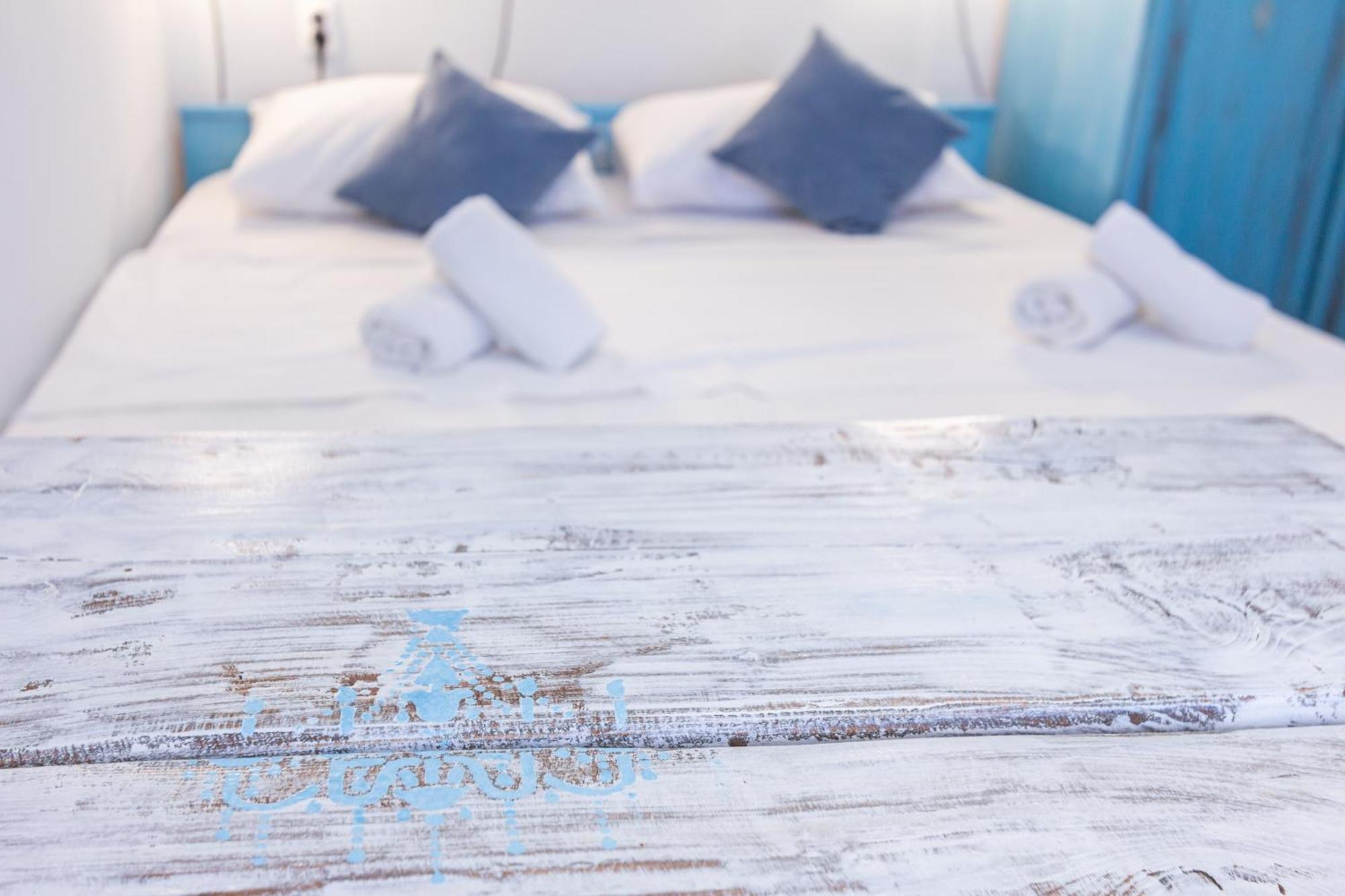 באסקה Rooms & Studio Apartments By The Way מראה חיצוני תמונה