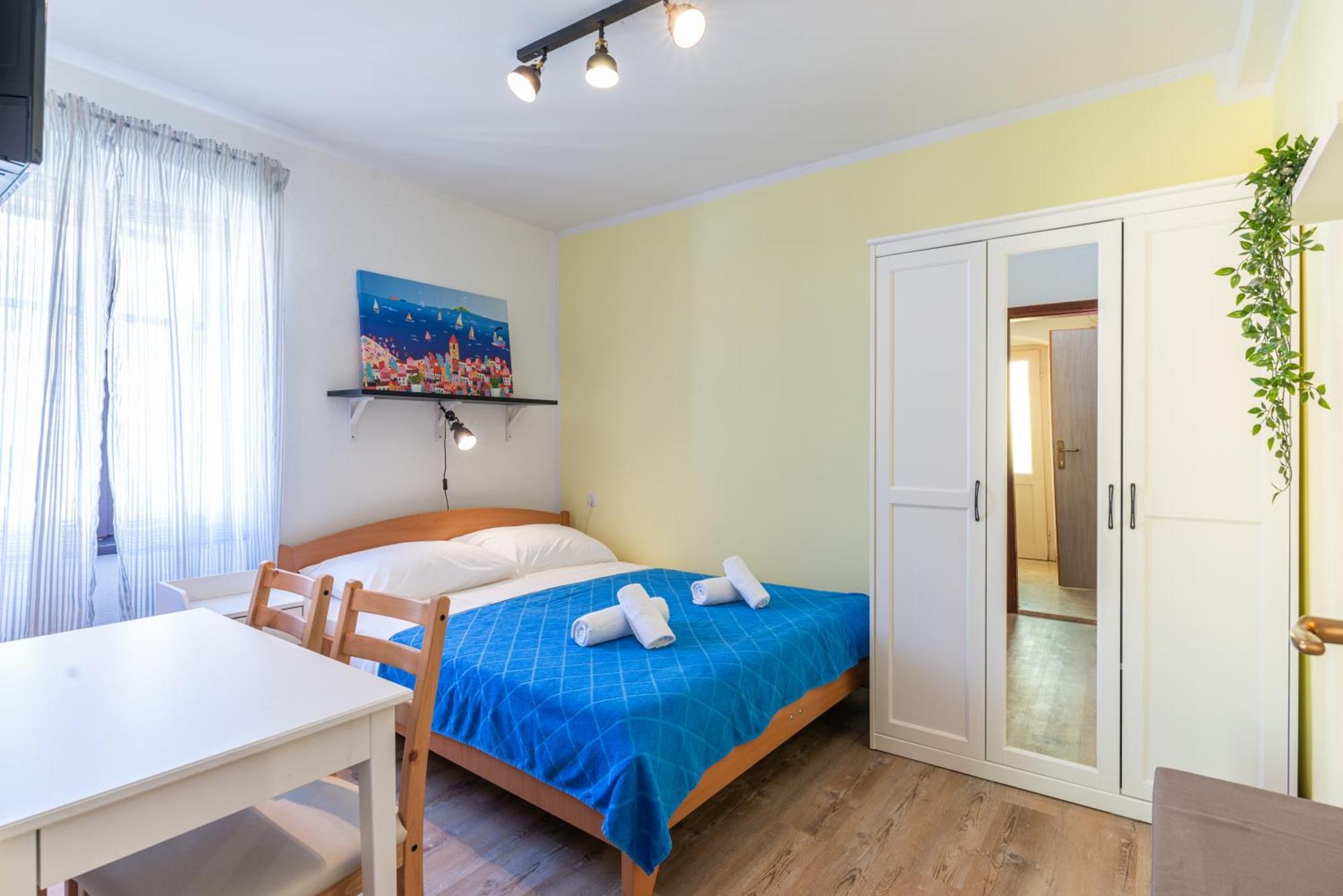 באסקה Rooms & Studio Apartments By The Way מראה חיצוני תמונה