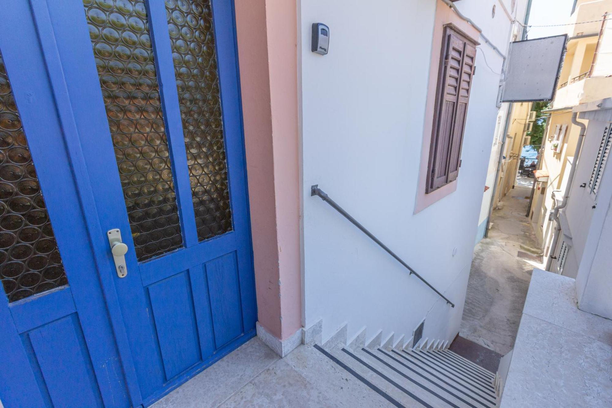 באסקה Rooms & Studio Apartments By The Way מראה חיצוני תמונה